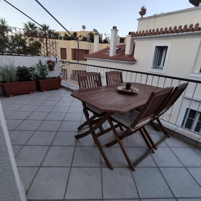 Plaka'S Heart Apartamento Atenas Exterior foto